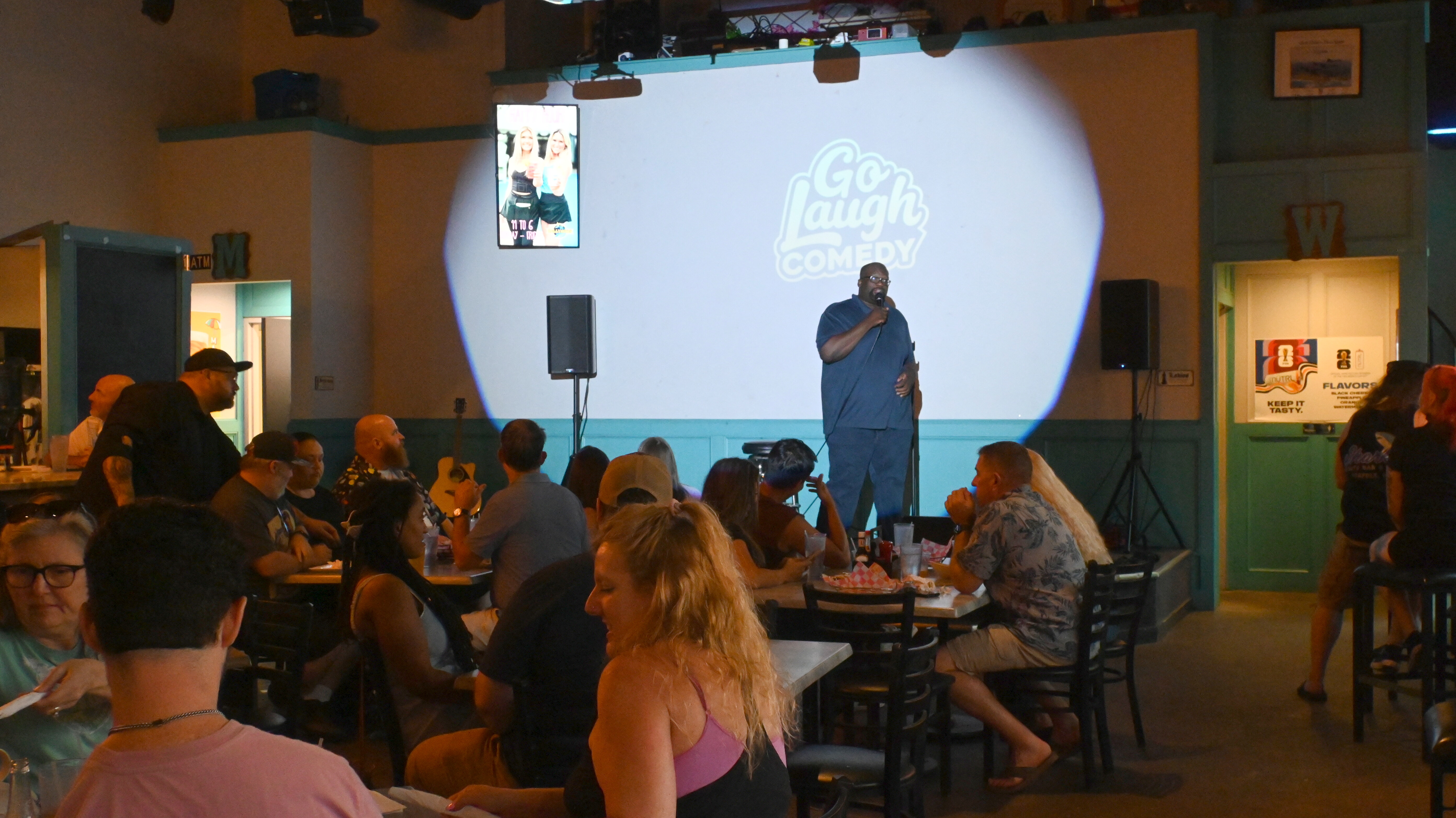 Comedian performing at Go Laugh Comedy night at Ballyhoos
